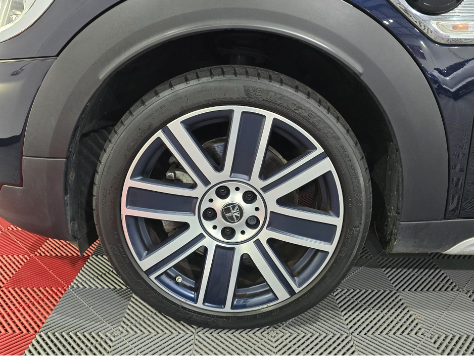 2023 MINI Countryman - image 37