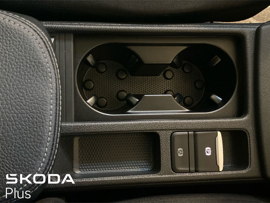 2025 Skoda Octavia Selection 1.5TSI 115bhp DSG m-HEV €33,950