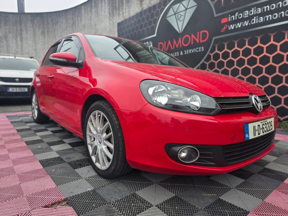 2011 Volkswagen Golf - image 11