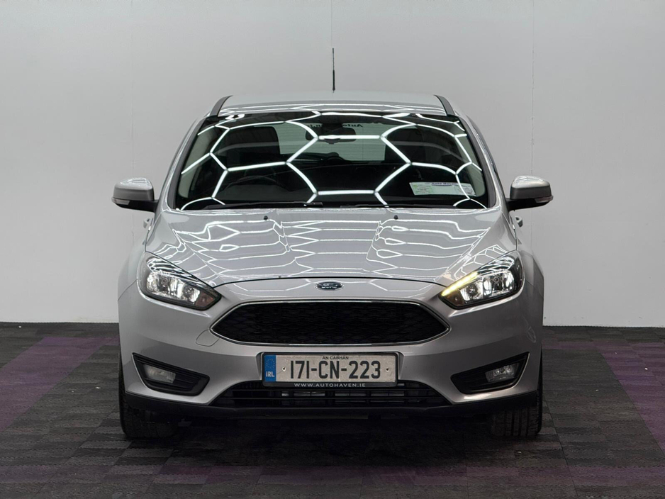 2017 Ford Focus - image 2