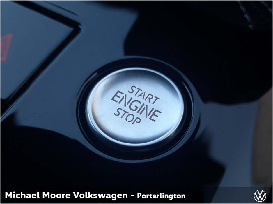 2026 Volkswagen Touareg - image 24