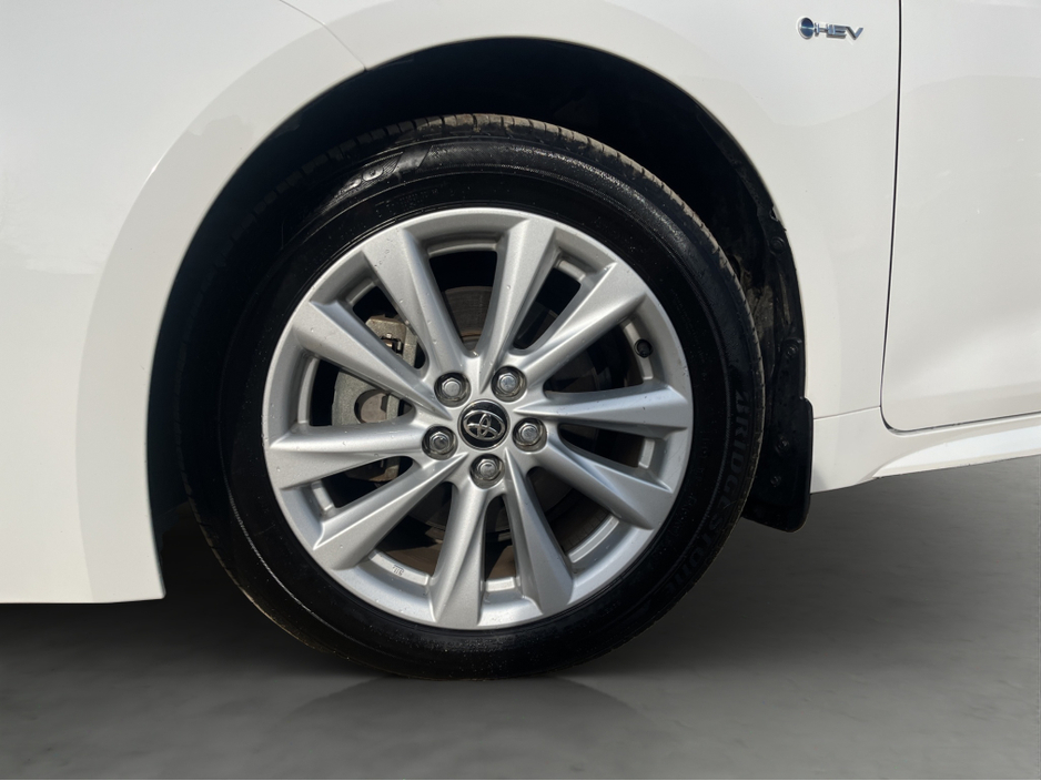 2025 Toyota Corolla - image 22