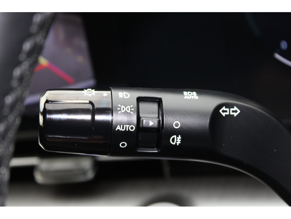 2023 Hyundai Kona 1.6 HYBRID Elegance Auto €31,950