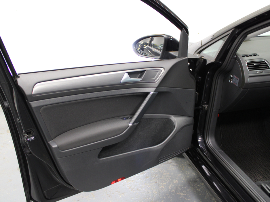 2017 Volkswagen Golf 1.2 TSI COMFORTLINE €16,450