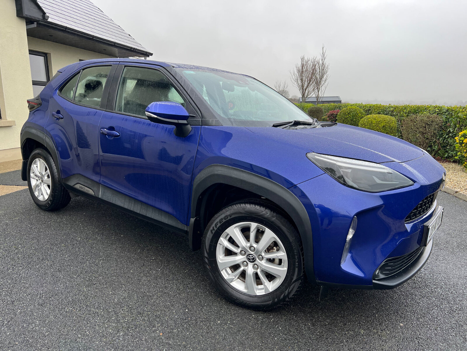 2023 Toyota Yaris Cross 1.5 Hybrid CVT Luna €22,950