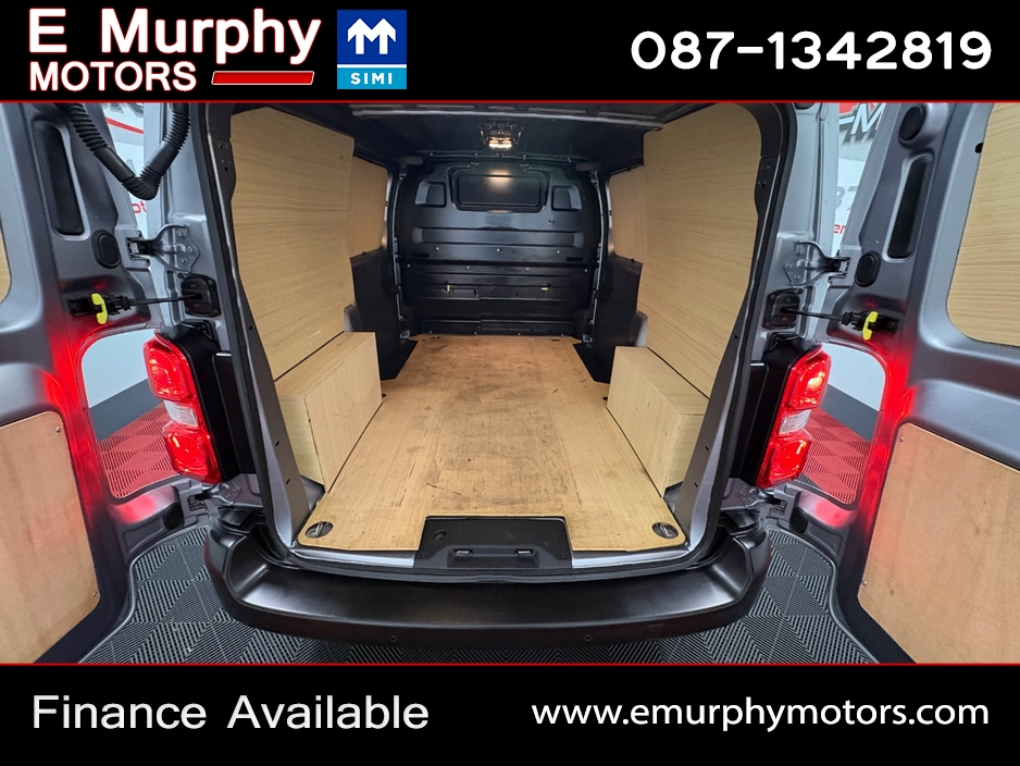 2023 Peugeot Expert - image 11