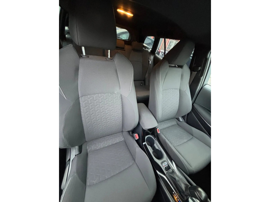 2022 Toyota Corolla - image 19