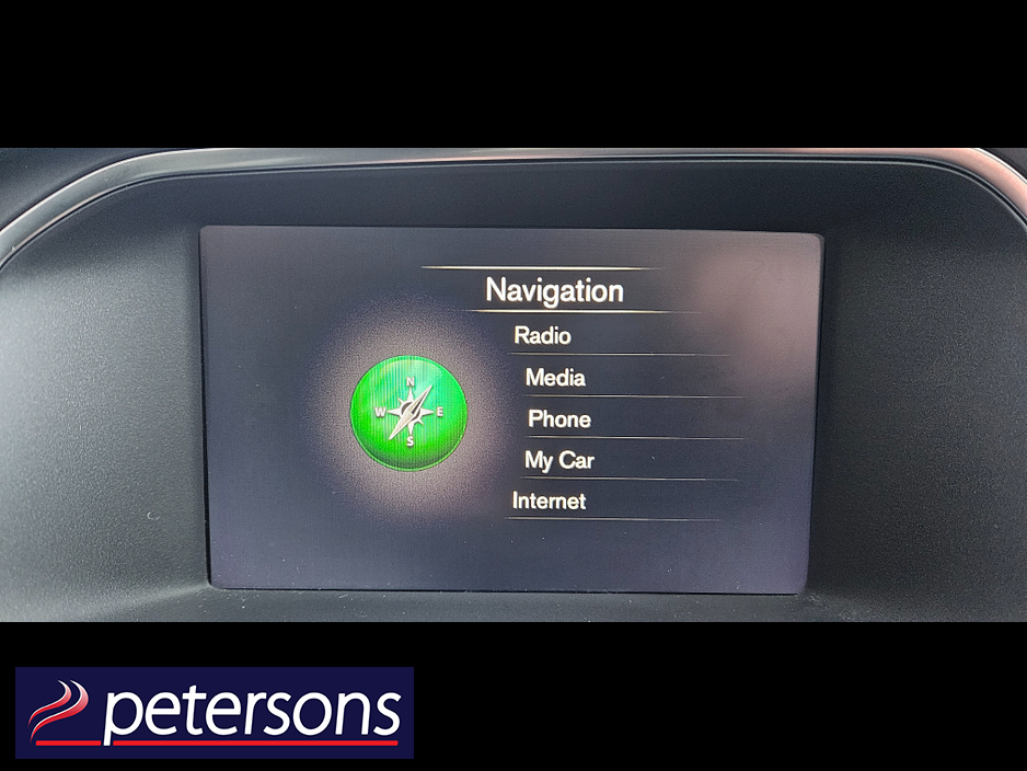 2017 Volvo V40 2.0 D2 MOMENTUM NAV + 120BHP 5DR €12,950