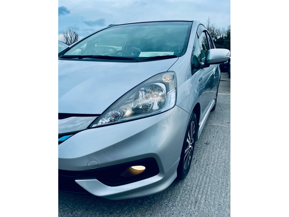 2014 Honda Shuttle - image 10