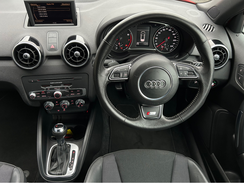 2013 Audi A1 - image 8