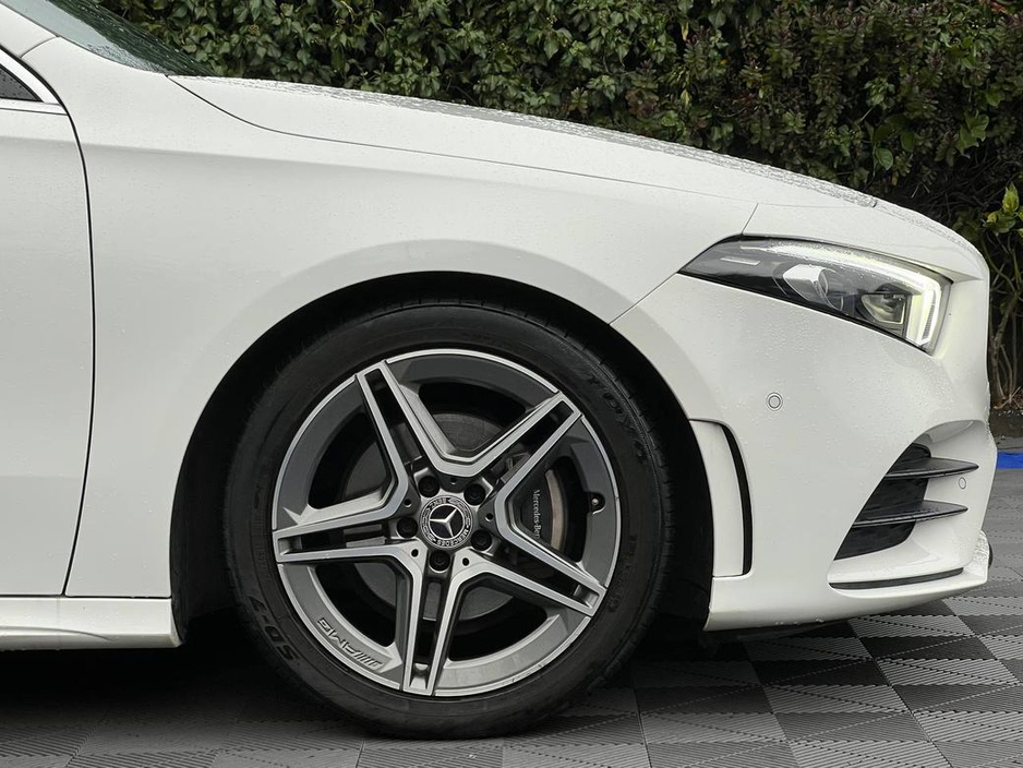 2020 Mercedes-Benz A Class A180 AMG-LINE PREMIUM PLUS 1.3 // POWERED HEATED SEATS // VIRTUAL COCKPIT // 18" AMG-LINE ALLOYS €28,900