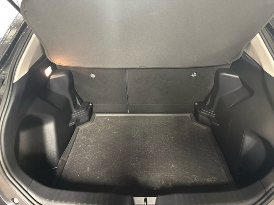 2022 Toyota Yaris Cross LUNA HYBRID AUTOMATIC // REAR CAMERA // AIR CON // SMART ENTRY/SMART START // TOYOTA SAFETY SENSE // FULL WARRANTY €25,945