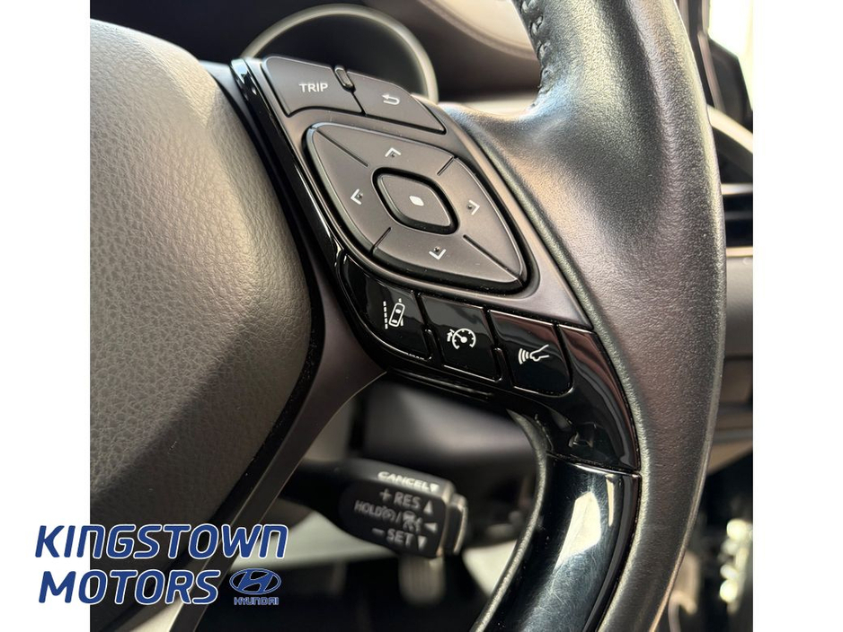 2021 Toyota C-HR - image 13