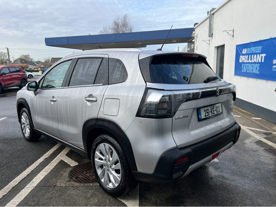 2025 Suzuki SX4 S-Cross 1.4 BOOSTERJET MIL €29,950