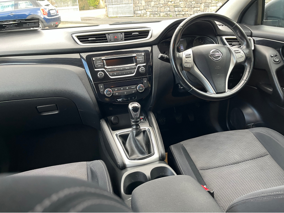 2014 Nissan Qashqai - image 8