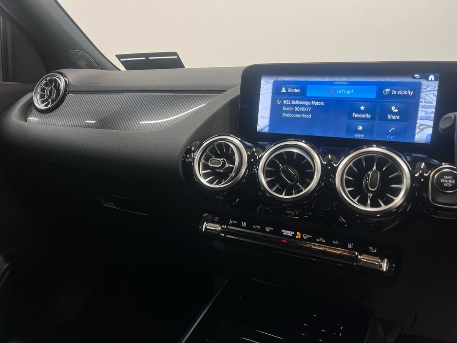 2024 Mercedes-Benz GLA Class - image 14