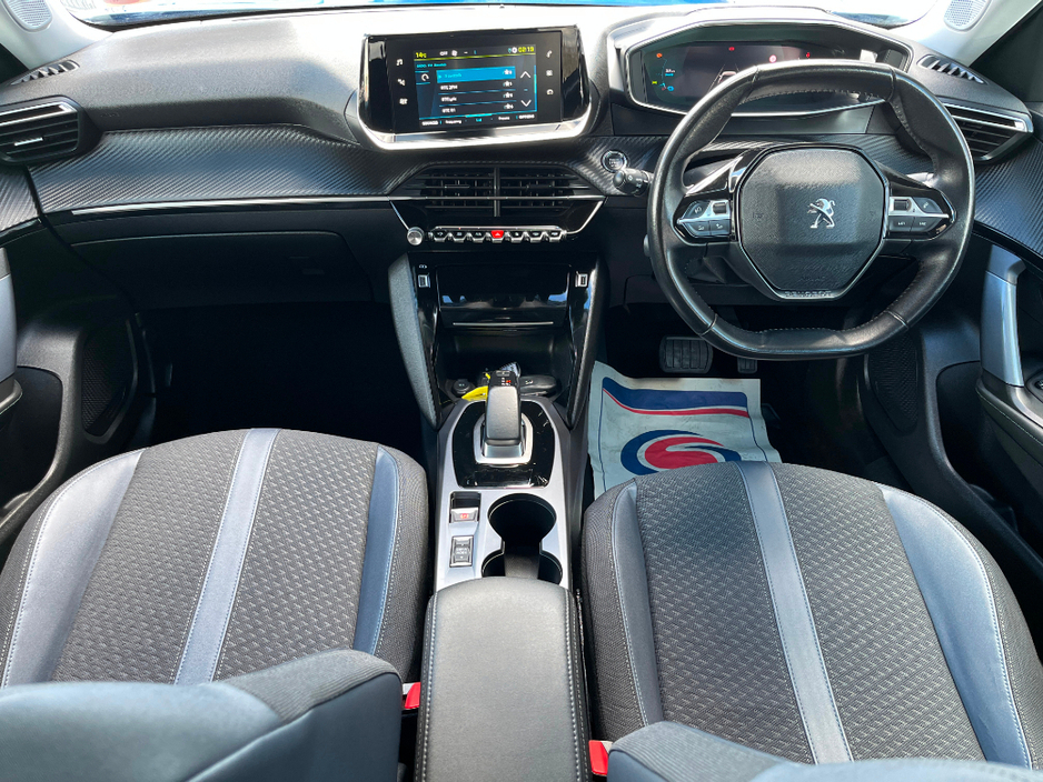 2021 Peugeot 2008 - image 10