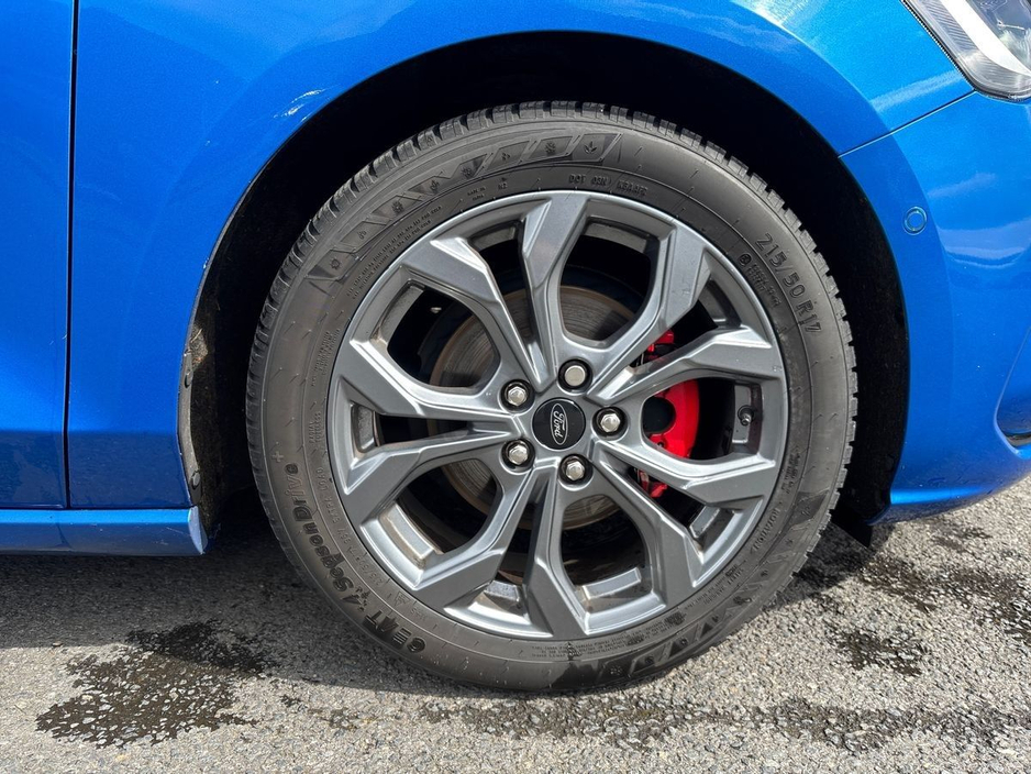 2024 Ford Focus - image 5