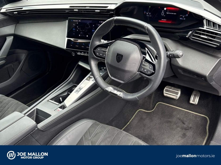 2024 Peugeot 408 - image 9