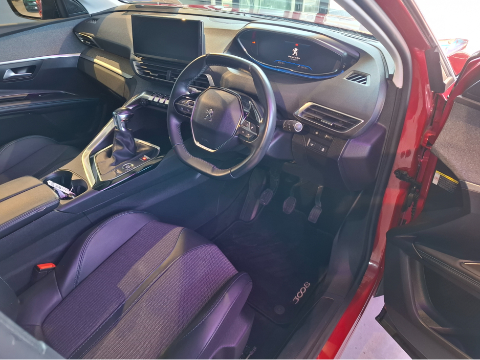 2022 Peugeot 3008 - image 16
