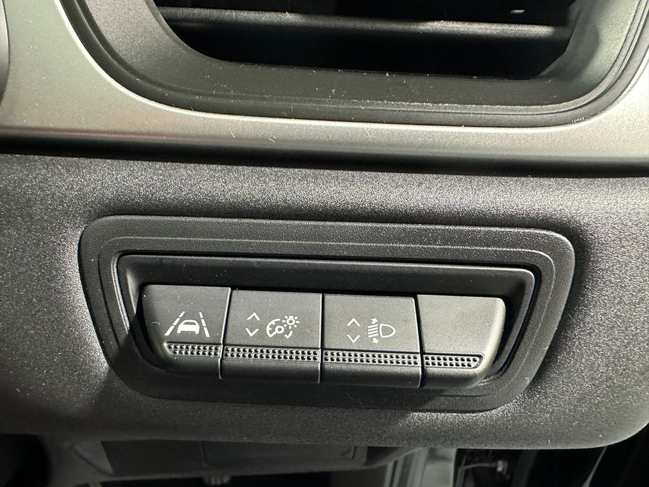 2022 Renault Captur Iconic Edition 1.0 Petrol 222 €17,250