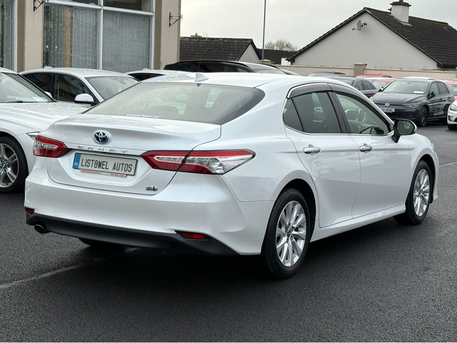 2020 Toyota Camry - image 7