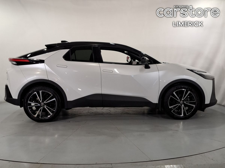 2024 Toyota C-HR 1.8 HYBRID SOL €36,880