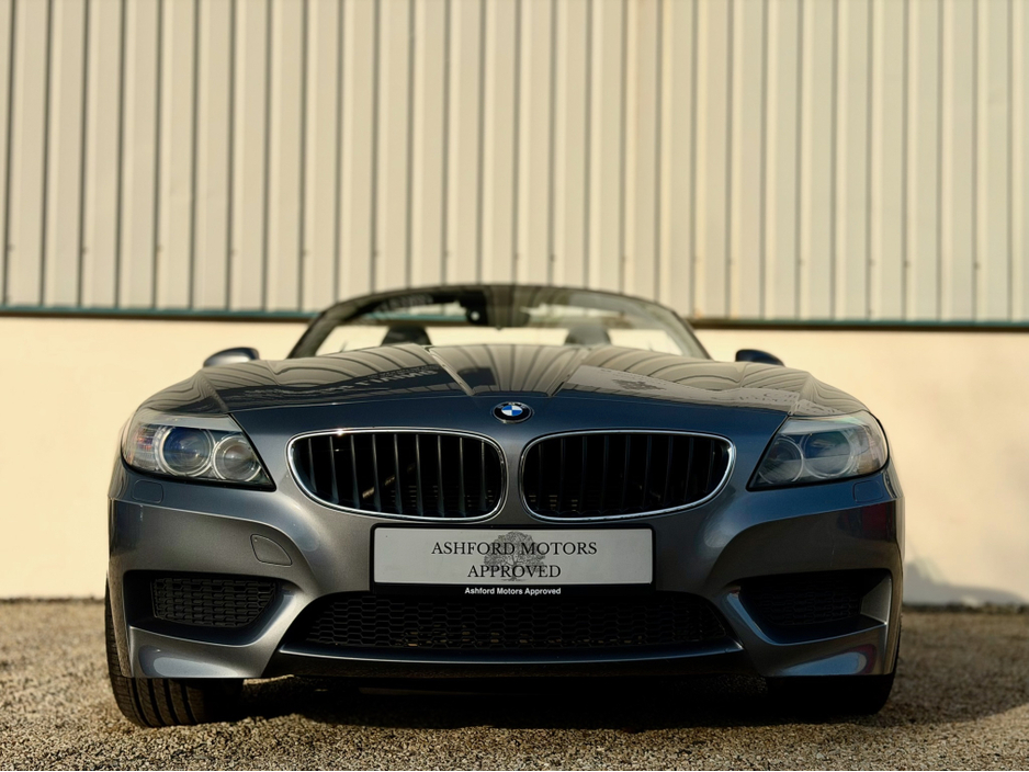 2012 BMW Z4 - image 2