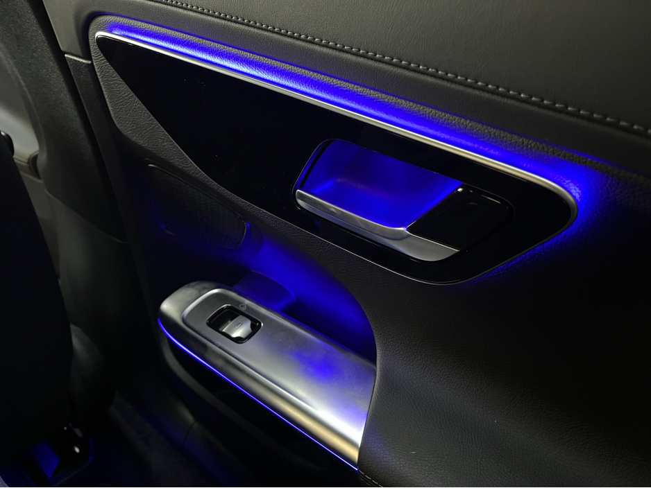 2027 Mercedes-Benz C Class - image 18