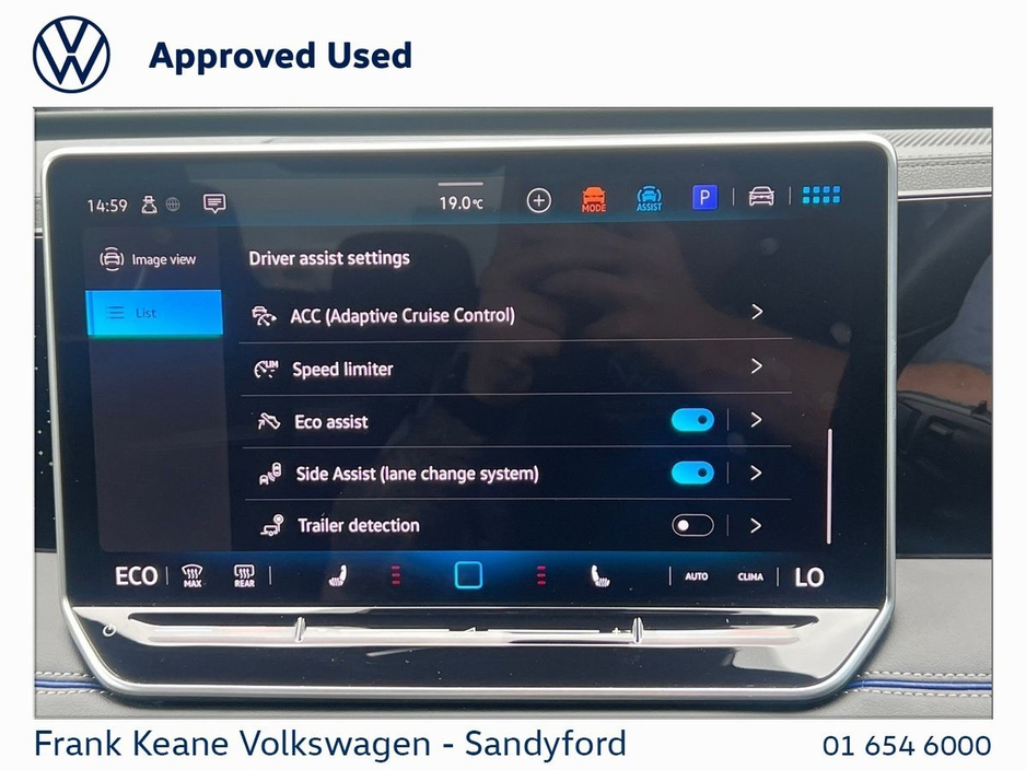 2025 Volkswagen Tiguan - image 17