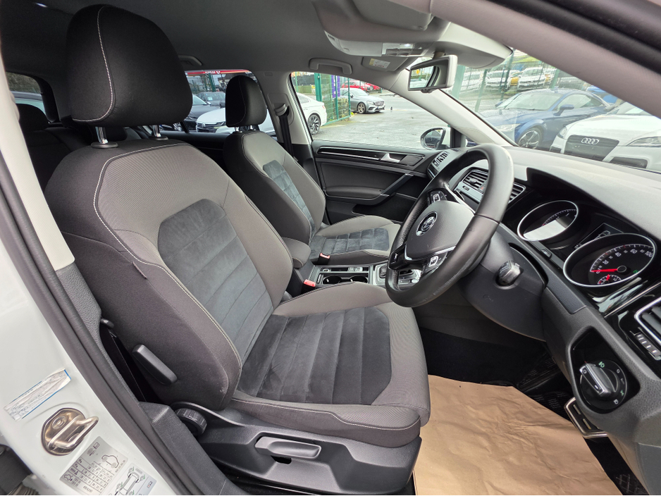 2016 Volkswagen Golf 1.4 TSI HIGHLINE EDITION PRIVACY GLASS REVERSE CAMERA - SIMI DEALER - LOW ROAD TAX BAND €15,750