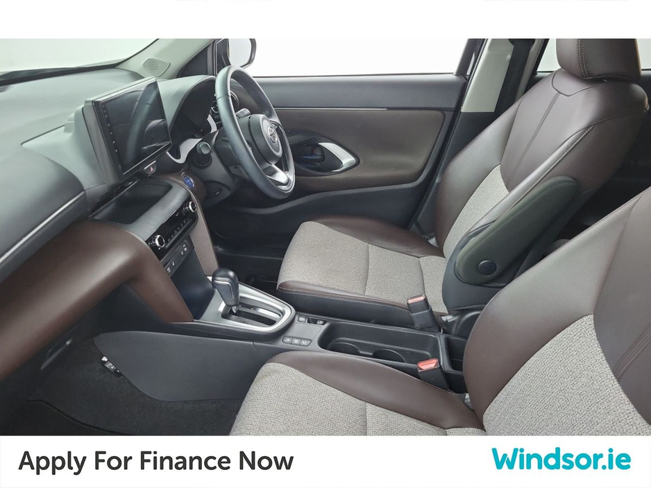 2019 Toyota Yaris Cross - image 4