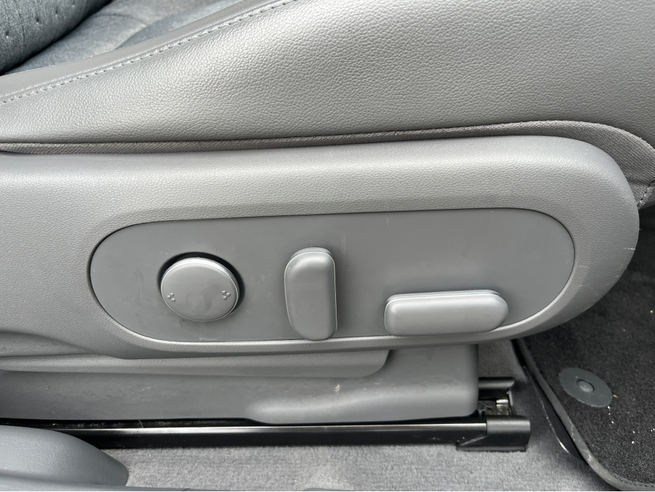 2022 Hyundai Ioniq 5 - image 11