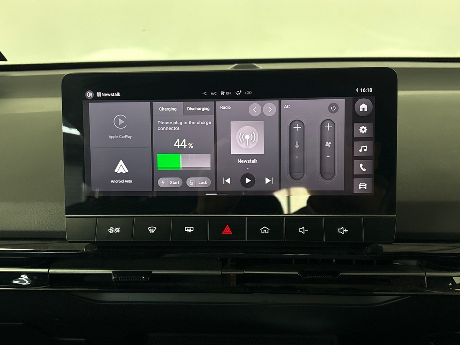 2023 MG 4 LR - EXCITE 64KWH**BLACK CLOTH SEATS**DRIVE MODES**ELECTRIC HANDBRAKE**MULTIFUNCTIONAL STEERING WHEEL**AIR CONDITIONING**TOUCH SCREEN MEDIA**APPLE CAR PLAY**CRUISE CONTROL**PARKING SENSORS** €20,995