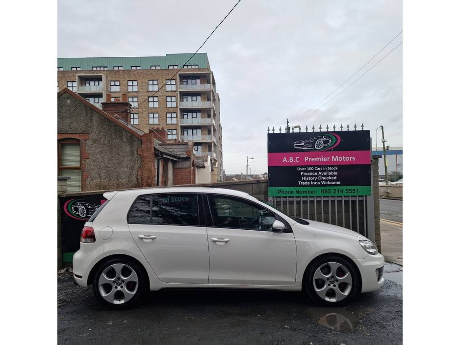 2012 Volkswagen Golf 2.0 TSI 4MOTION R €10,950