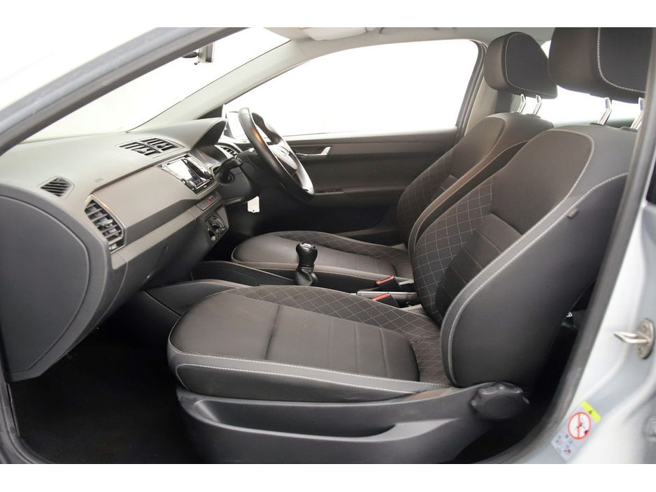 2020 Skoda Fabia - image 15