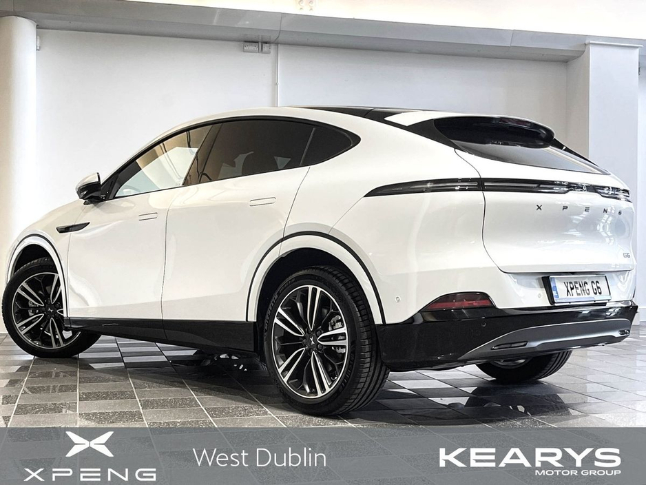 2025 Xpeng G6 - image 2