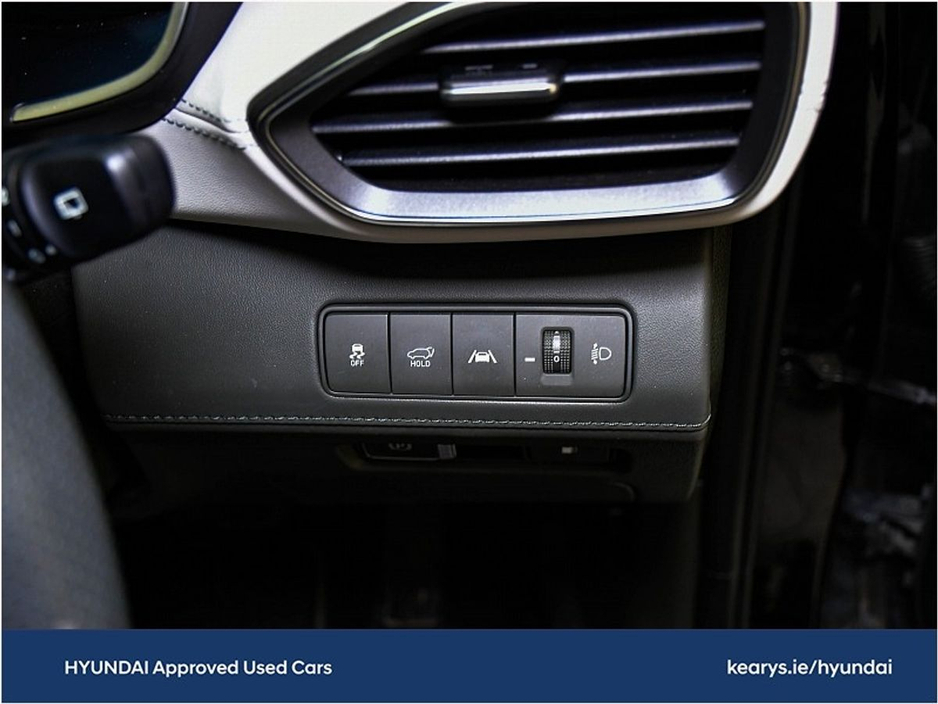 2024 Hyundai Santa Fe 1.6 PHEV 4WD Executive €48,990