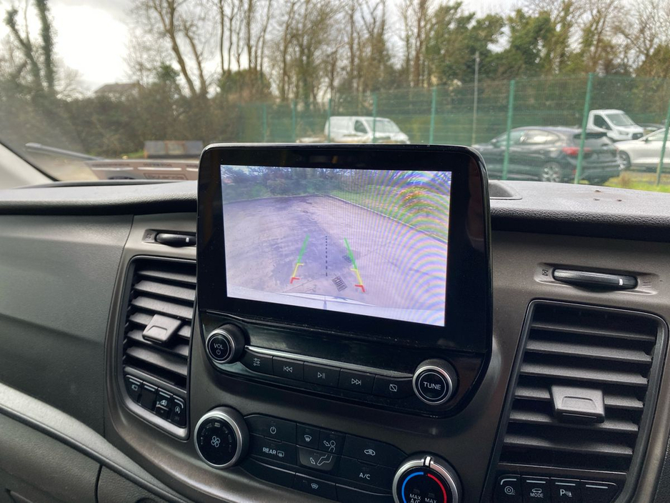 2022 Ford Transit - image 19