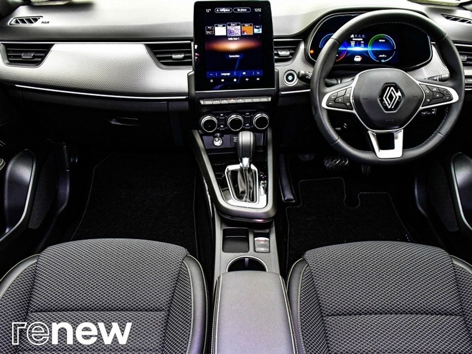 2025 Renault Arkana - image 2