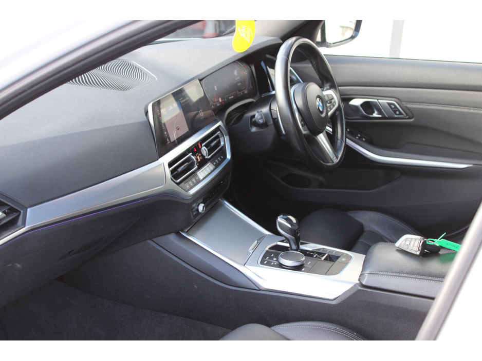 2021 BMW 3 Series  €35,995