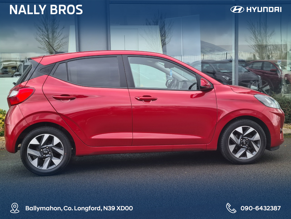 2023 Hyundai i10 - image 3