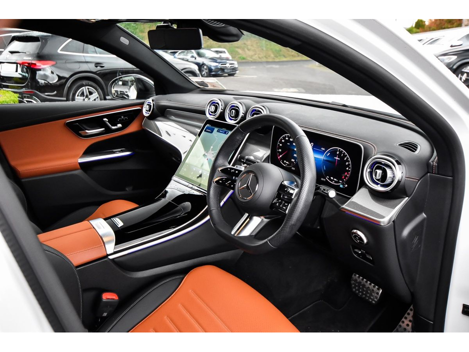 2025 Mercedes-Benz GLC Class - image 12