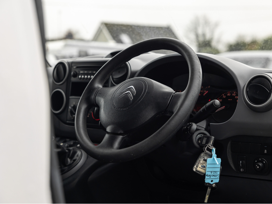 2017 Citroen Berlingo LX BLUEHDI 100 750KG LWB MY40 €8,130