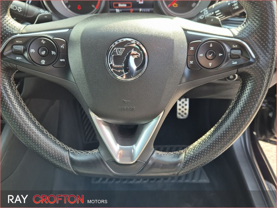 2018 Vauxhall Insignia - image 16