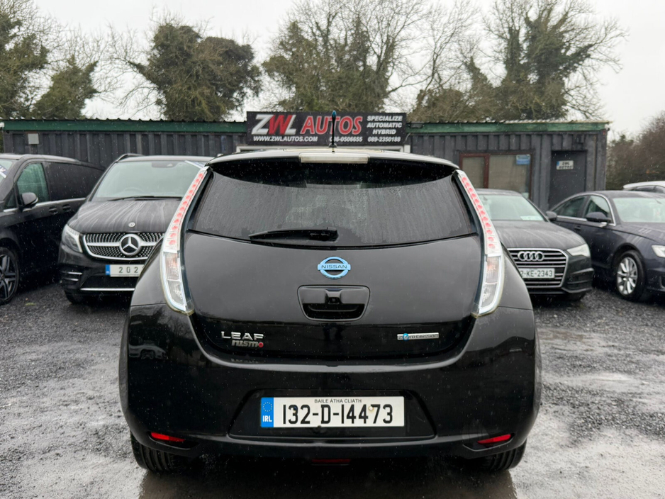 2013 Nissan Leaf - image 8