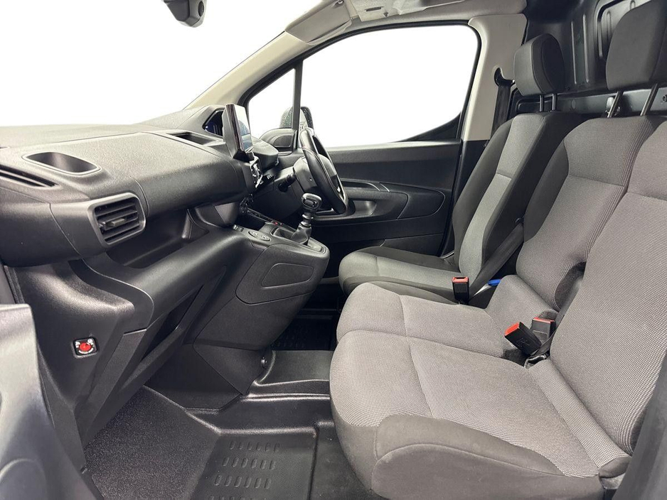 2025 Peugeot Partner 1.5HDI PRO PLUS *JUST IN* €80 PER WEEK €24,995