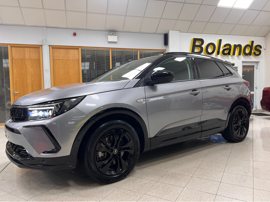 2023 Opel Grandland AUTOMATIC HYBRID Tiny Kms As New Top Of The Sportsline Spec Twin Tone €28,950