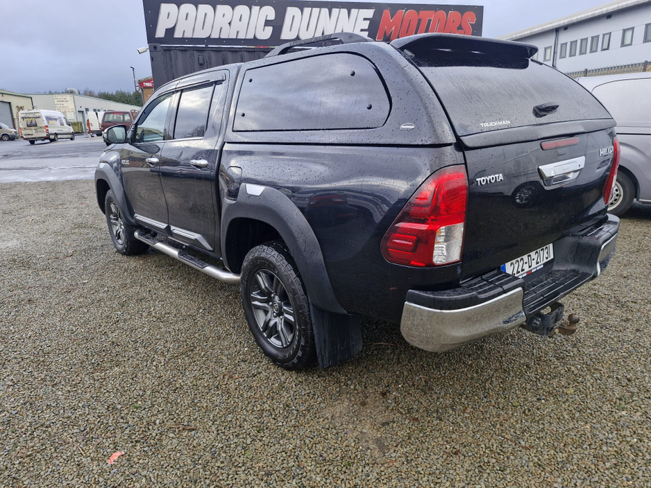 2022 Toyota Hilux 2.8 SR5 D/CAB AUTO 4DR €31,450