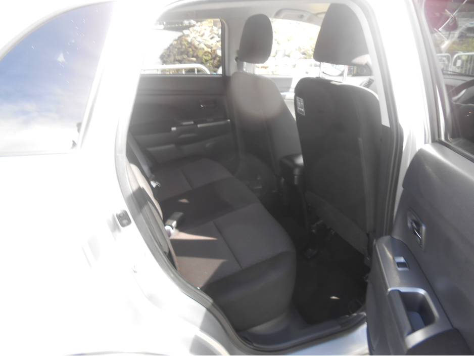 2019 Mitsubishi ASX - image 4